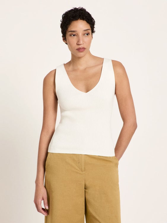 Neuletoppi, luonnonvalkoinen