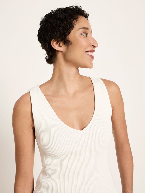 Neuletoppi, luonnonvalkoinen