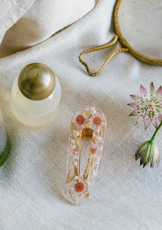 Kukkapinni aidoista kukista, T&auml;hdikki