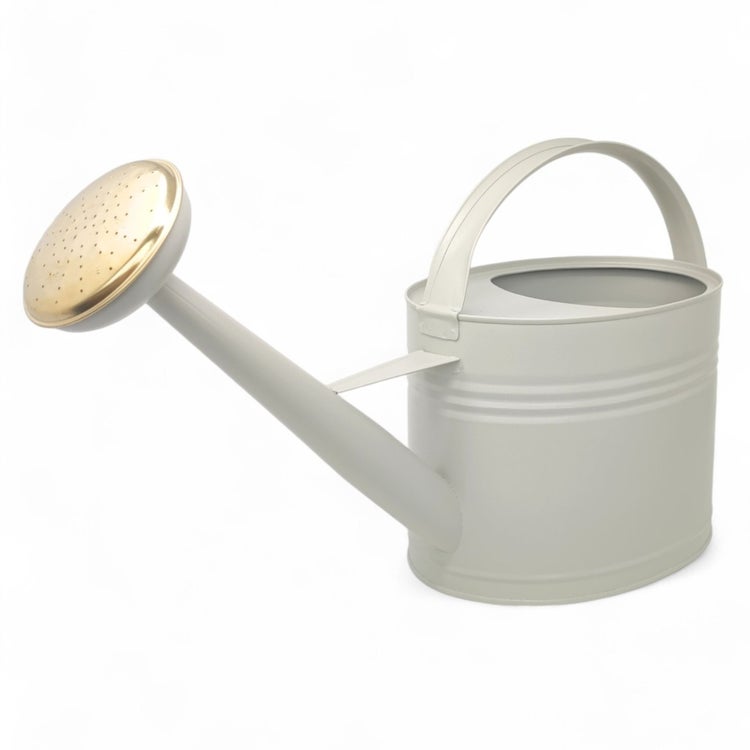 Metallinen kastelukannu